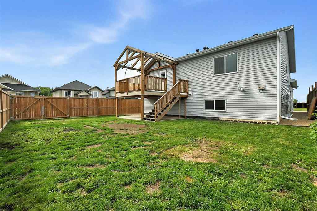 MLS® A2243386 - 5 Mackenzie Avenue  in Mackenzie Ranch Estates Lacombe, Residential