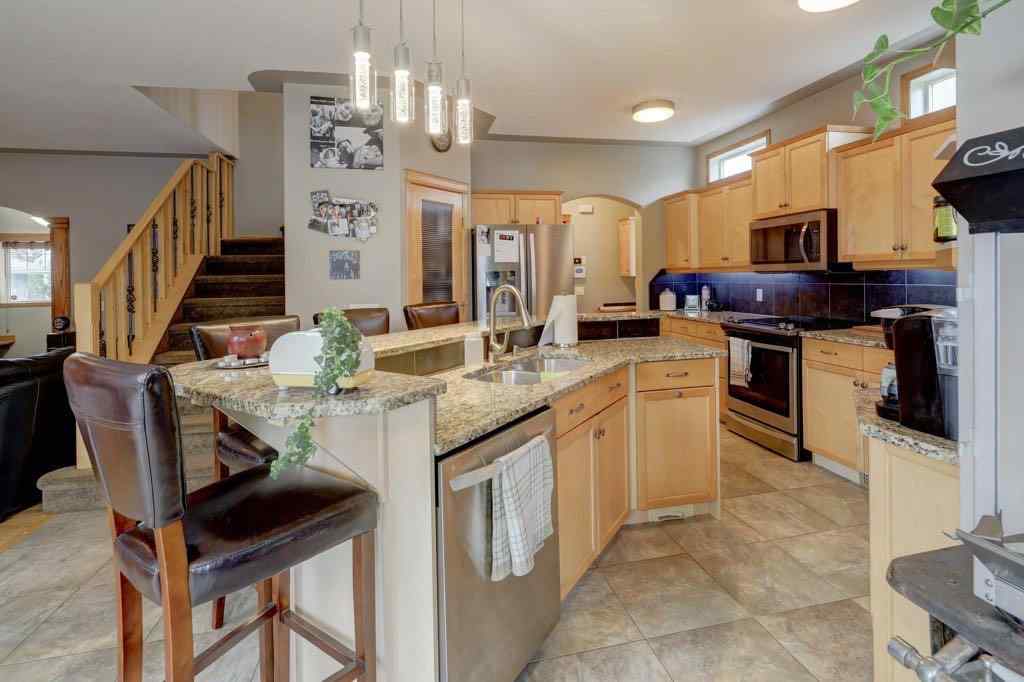 MLS® A2243392 - 2617 Coopers Circle SW in Coopers Crossing Airdrie, Residential