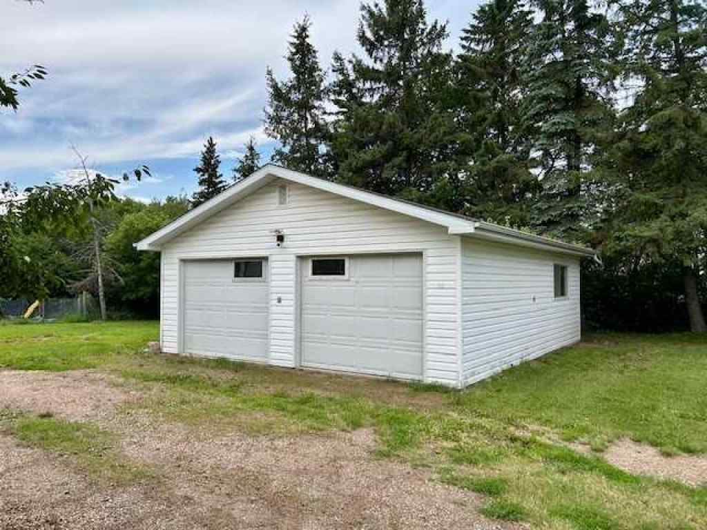 MLS® A2243393 - 4818 51 street   in Bashaw Bashaw, Residential