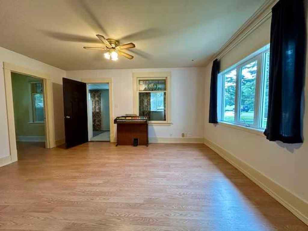 MLS® A2243393 - 4818 51 street   in Bashaw Bashaw, Residential