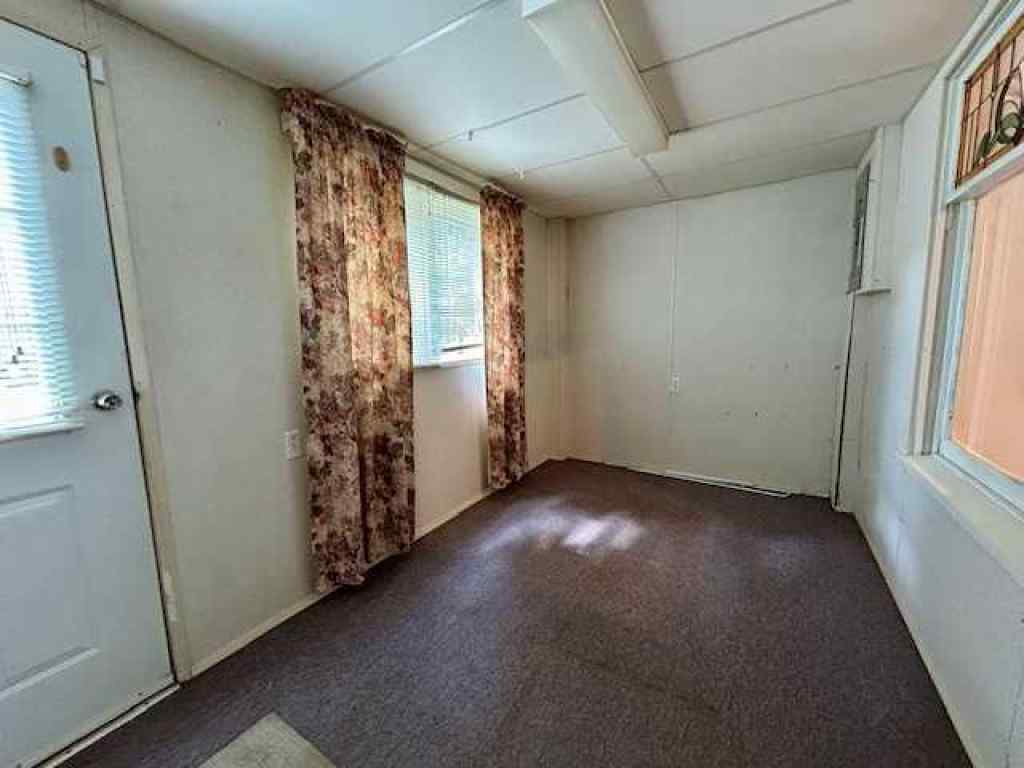 MLS® A2243393 - 4818 51 street   in Bashaw Bashaw, Residential