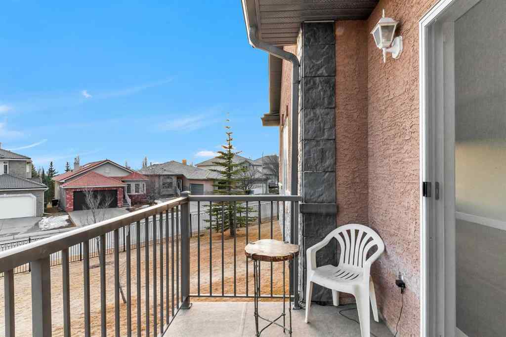 MLS® A2243408 - 197 Royal Crest View NW in Royal Oak Calgary, Residential