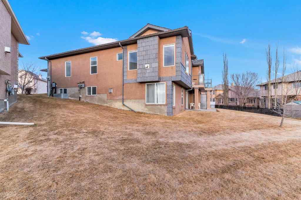 MLS® A2243408 - 197 Royal Crest View NW in Royal Oak Calgary, Residential
