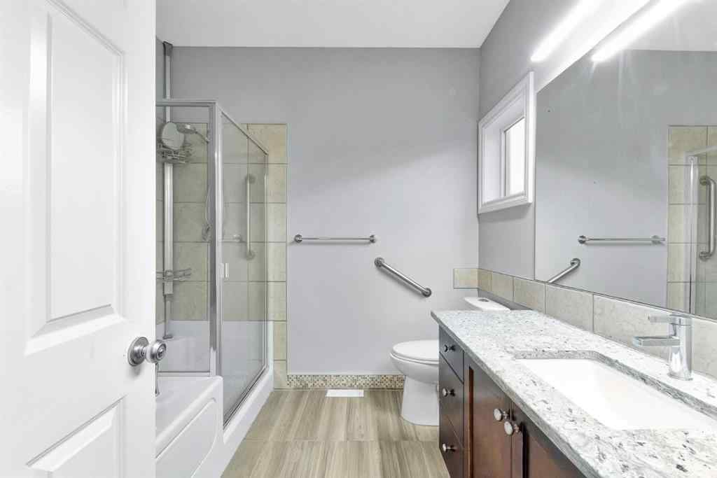MLS® A2243408 - 197 Royal Crest View NW in Royal Oak Calgary, Residential