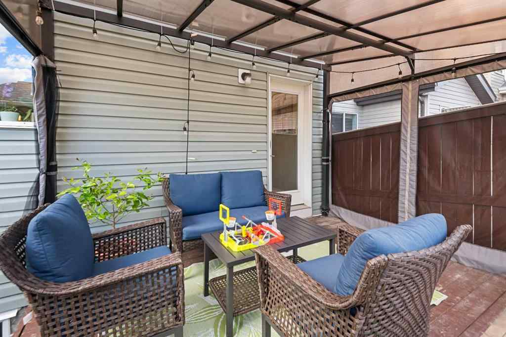 MLS® A2243440 - 1251 New Brighton Park SE in New Brighton Calgary, Residential