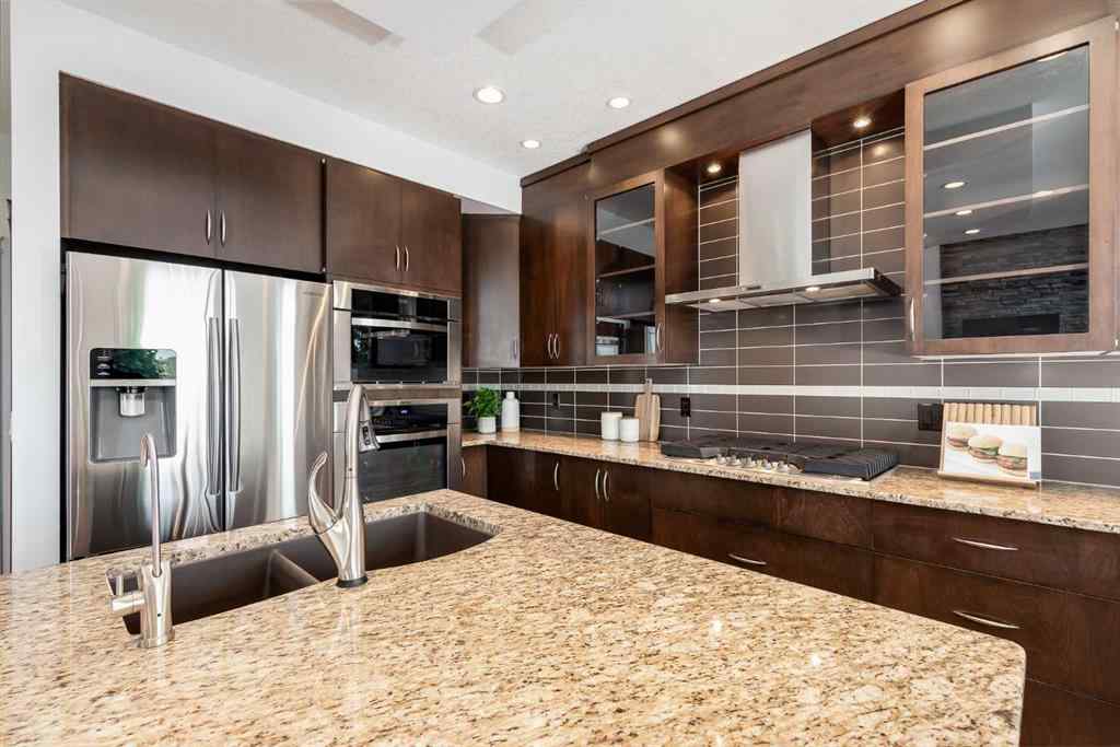 MLS® A2243457 - 170 Valley Pointe Way NW in Valley Ridge Calgary, Residential