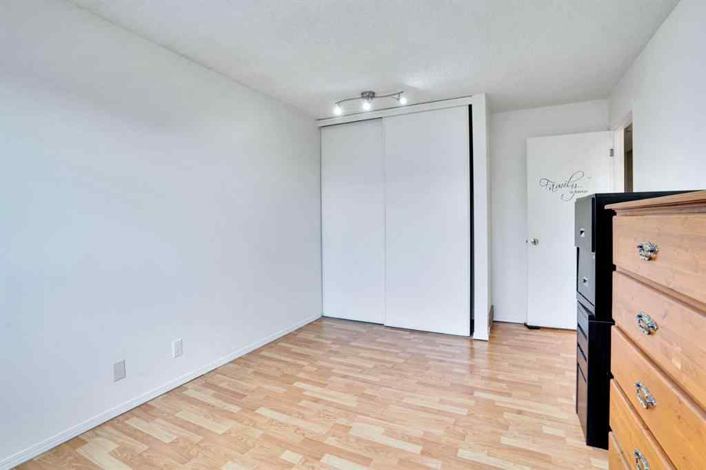 MLS® A2243458 - 18 Erin Ridge Road SE in Erin Woods Calgary, Residential