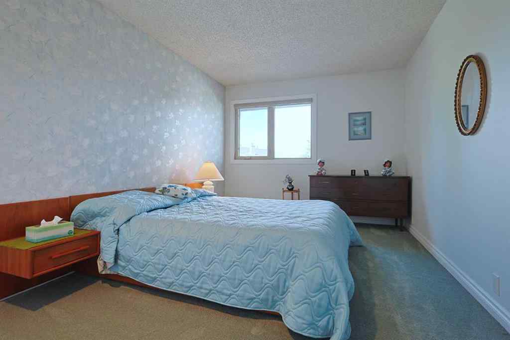 MLS® A2243478 - Unit #18 1901 Varsity Estates Drive NW in Varsity Calgary, Residential