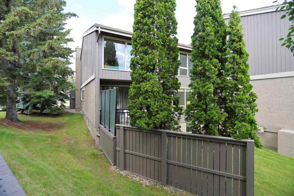 MLS® A2243478 - Unit #18 1901 Varsity Estates Drive NW in Varsity Calgary, Residential