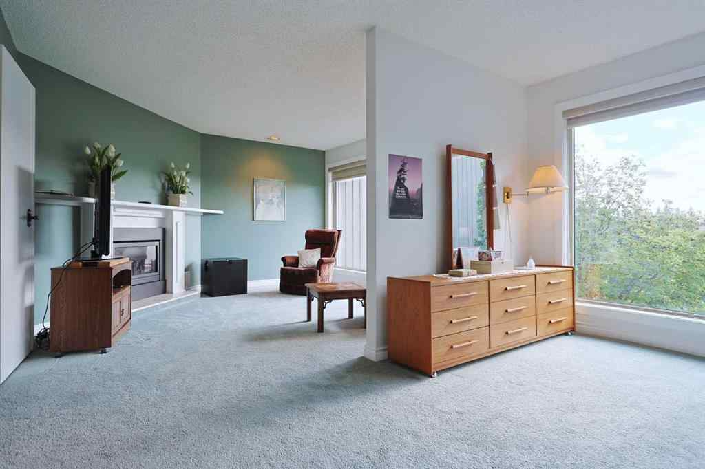 MLS® A2243478 - Unit #18 1901 Varsity Estates Drive NW in Varsity Calgary, Residential