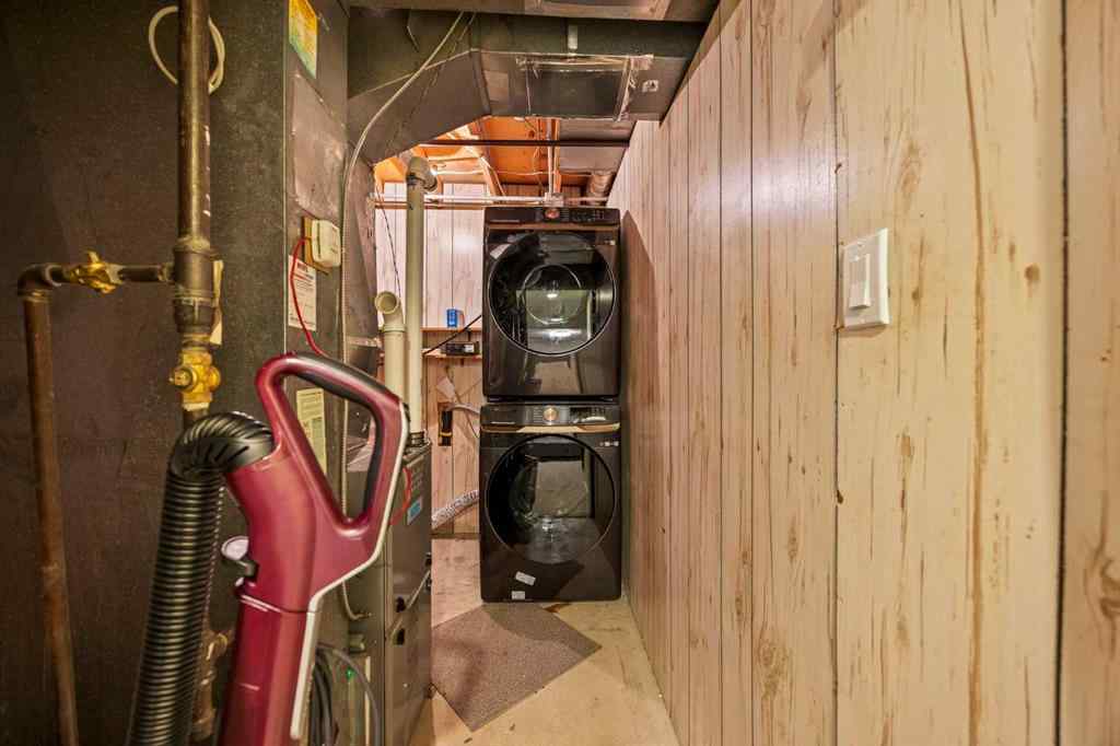 MLS® A2243480 - Unit #8 4360 58 Street NE in Temple Calgary, Residential