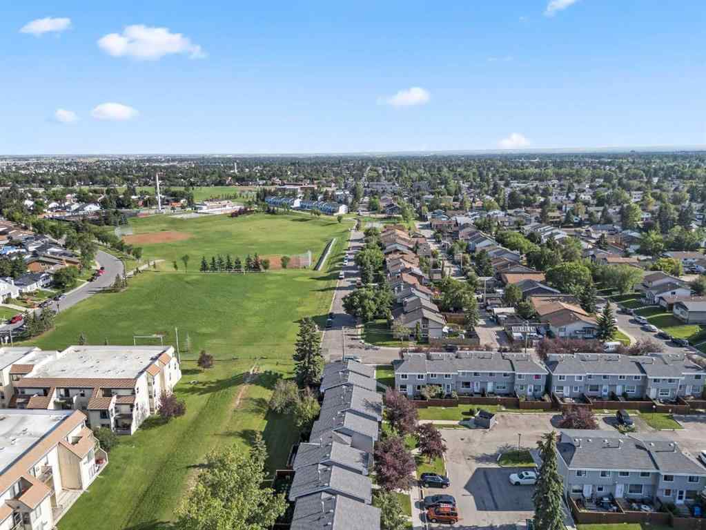 MLS® A2243480 - Unit #8 4360 58 Street NE in Temple Calgary, Residential