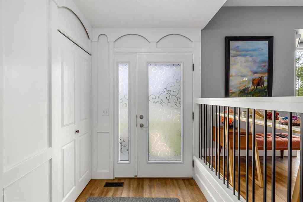 MLS® A2243482 - 10003 Oakfield Drive SW in Oakridge Calgary, Residential