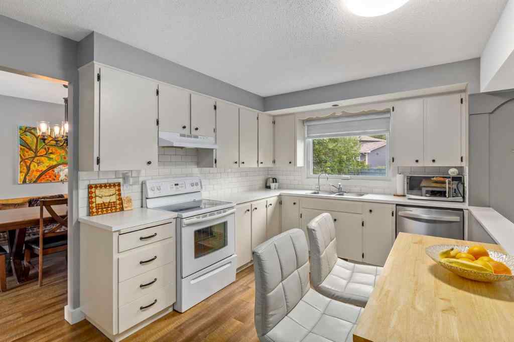 MLS® A2243482 - 10003 Oakfield Drive SW in Oakridge Calgary, Residential
