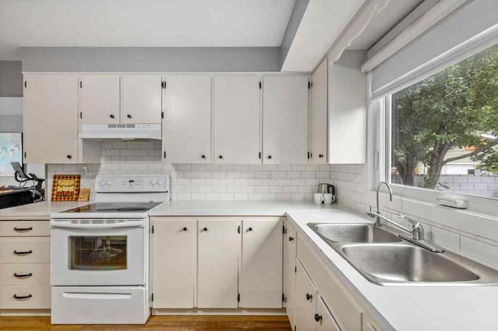 MLS® A2243482 - 10003 Oakfield Drive SW in Oakridge Calgary, Residential