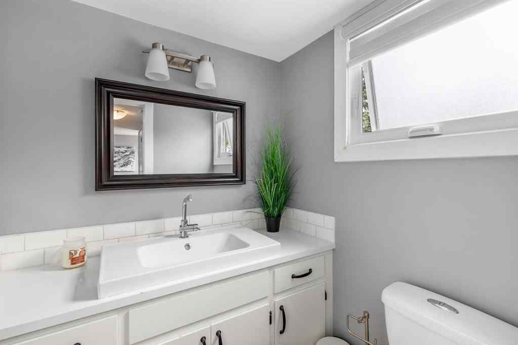 MLS® A2243482 - 10003 Oakfield Drive SW in Oakridge Calgary, Residential