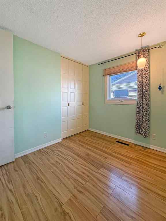 MLS® A2243483 - 823 23 Street N in Majestic Place Lethbridge, Residential