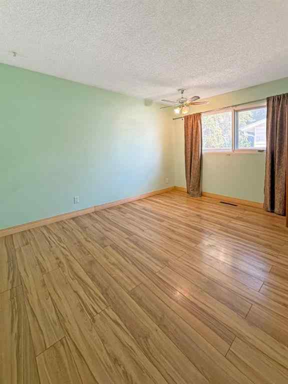 MLS® A2243483 - 823 23 Street N in Majestic Place Lethbridge, Residential