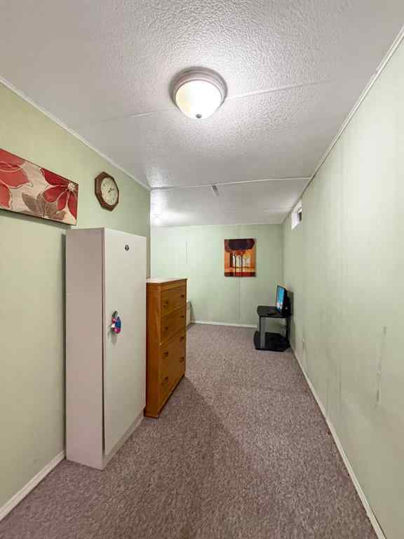 MLS® A2243483 - 823 23 Street N in Majestic Place Lethbridge, Residential