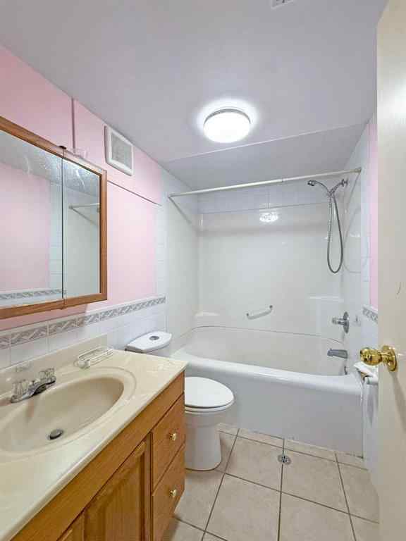 MLS® A2243483 - 823 23 Street N in Majestic Place Lethbridge, Residential