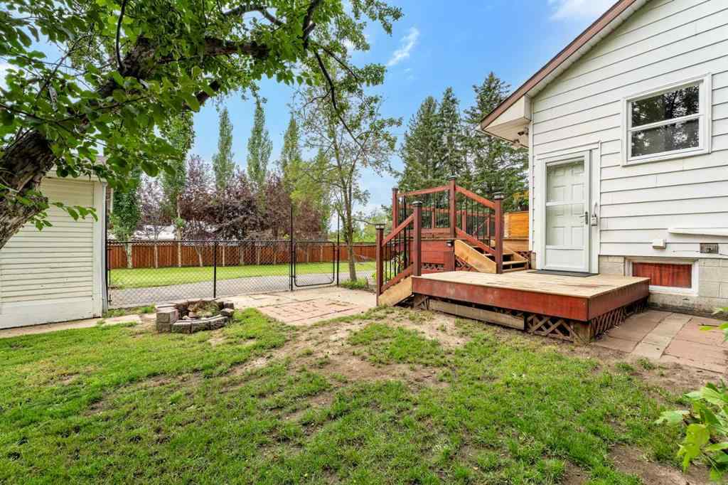 MLS® A2243497 - 311 Twin Cities Drive  in NONE Longview, Residential