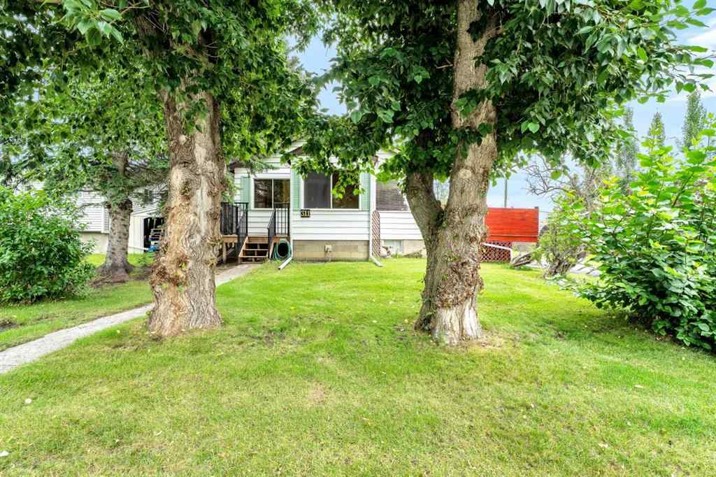 MLS® A2243497 - 311 Twin Cities Drive  in NONE Longview, Residential