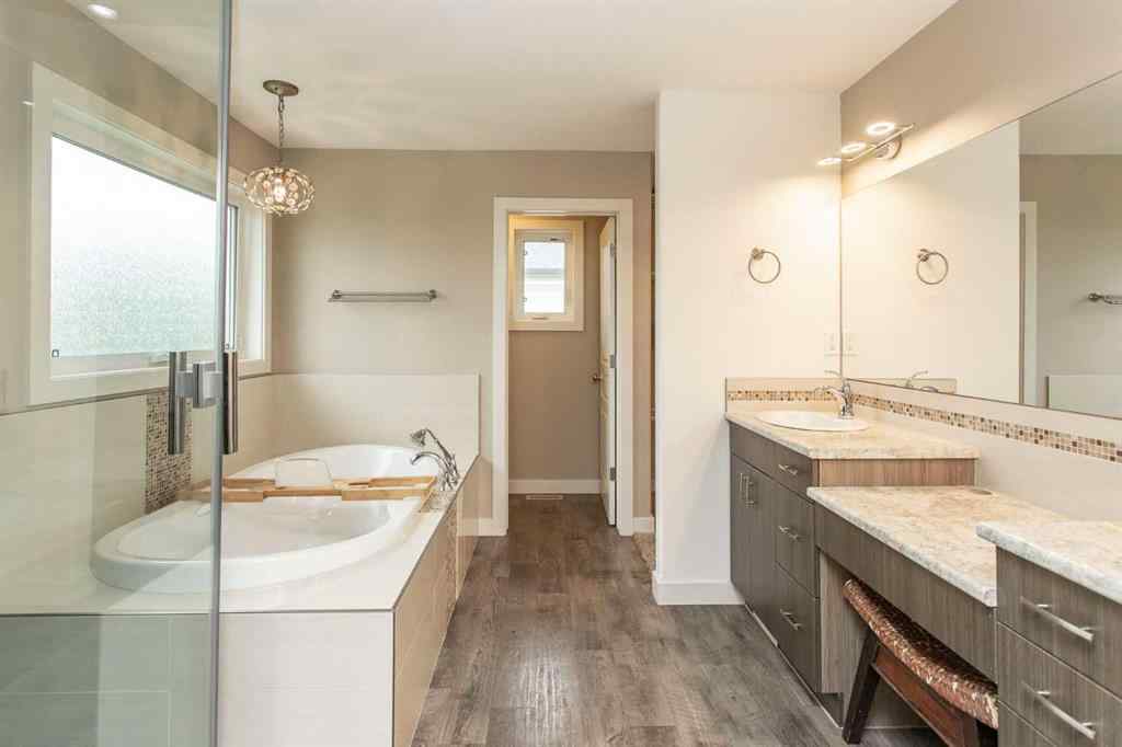 MLS® A2243506 - 26 Vienna Close  in Vanier East Red Deer, Residential