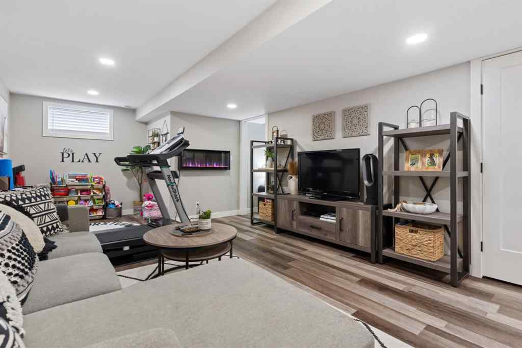 MLS® A2243511 - 2603 63 Street  in Valleyview Camrose, Residential