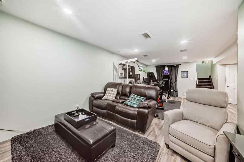 MLS® A2243519 - 173 Willow Green  in The Willows Cochrane, Residential