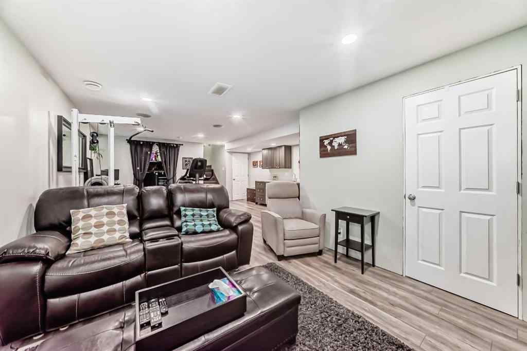 MLS® A2243519 - 173 Willow Green  in The Willows Cochrane, Residential