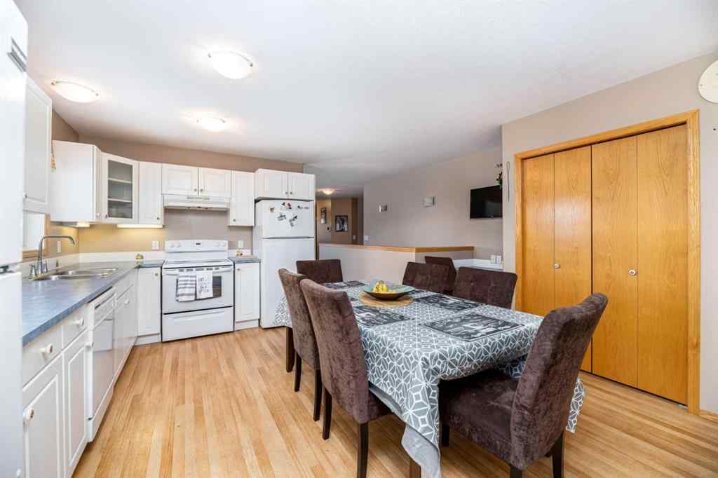 MLS® A2243528 - 625 Lancaster Drive  in Lonsdale Red Deer, Residential
