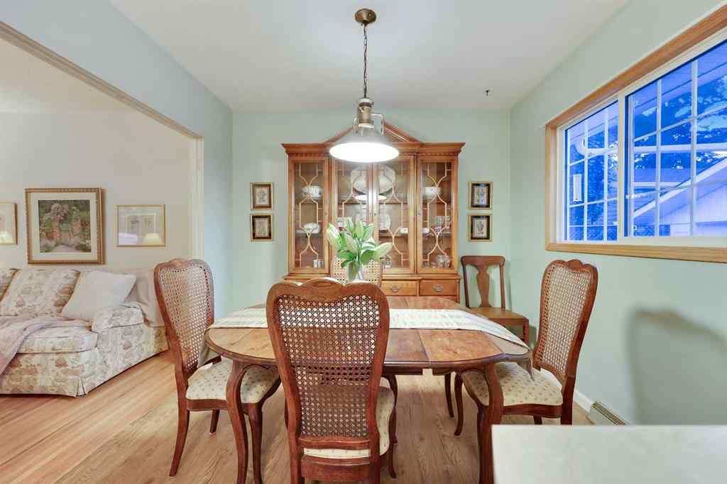 MLS® A2243538 - 10 Glamorgan Drive SW in Glamorgan Calgary, Residential