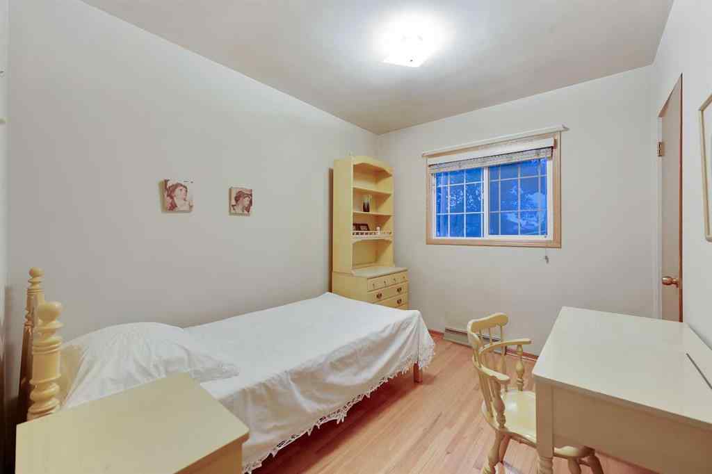 MLS® A2243538 - 10 Glamorgan Drive SW in Glamorgan Calgary, Residential