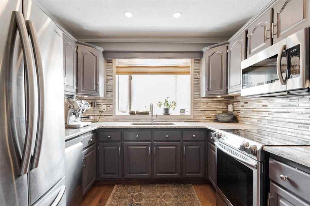 MLS® A2243543 - 609 Timberline Drive  in Thickwood Fort McMurray, Residential