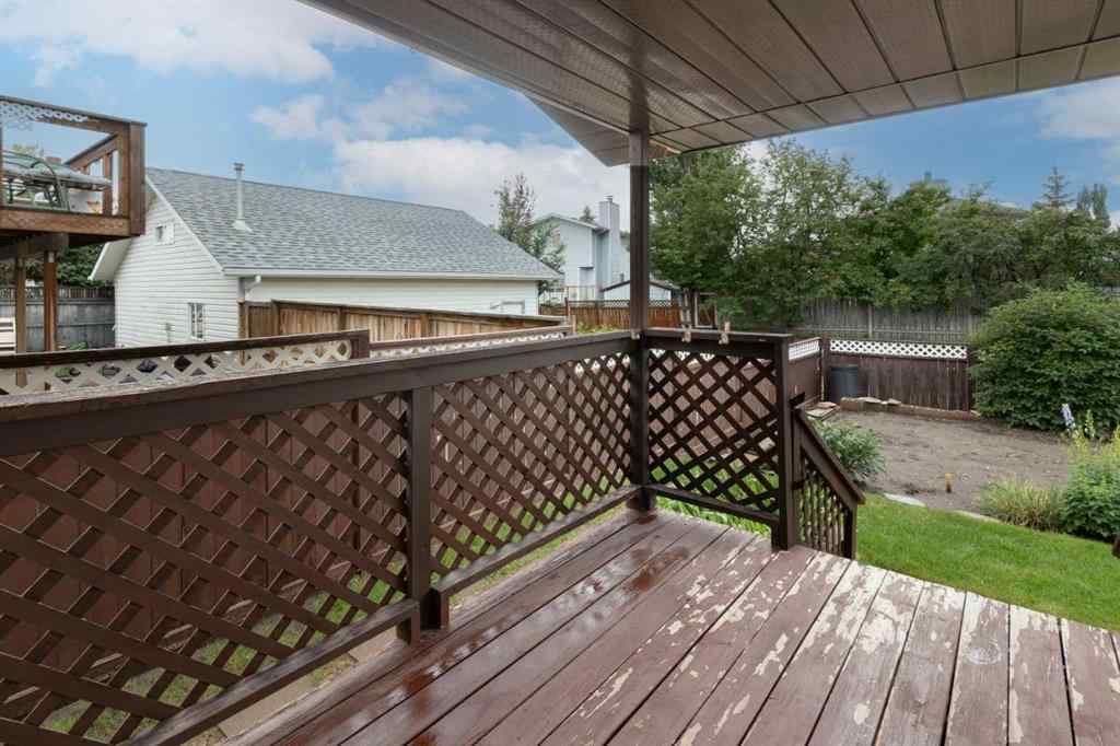 MLS® A2243544 - 328 Maple Tree Way  in Maplewood Strathmore, Residential