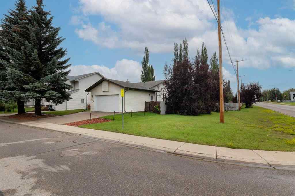 MLS® A2243544 - 328 Maple Tree Way  in Maplewood Strathmore, Residential