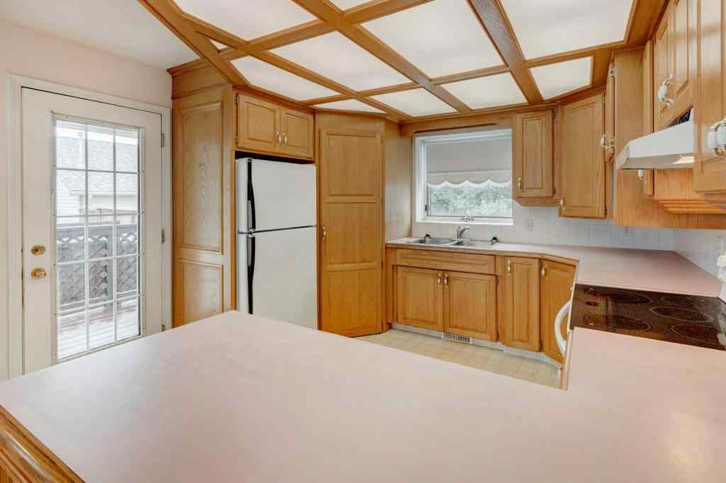 MLS® A2243544 - 328 Maple Tree Way  in Maplewood Strathmore, Residential