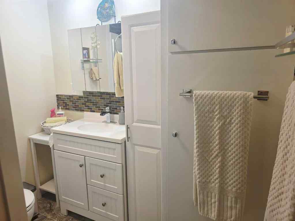 MLS® A2243549 - Unit #1 110 22 Highway  in NONE Cremona, Mobile