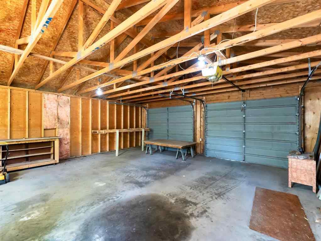 MLS® A2243552 - 1054 Yuill Street SE in River Flats Medicine Hat, Residential