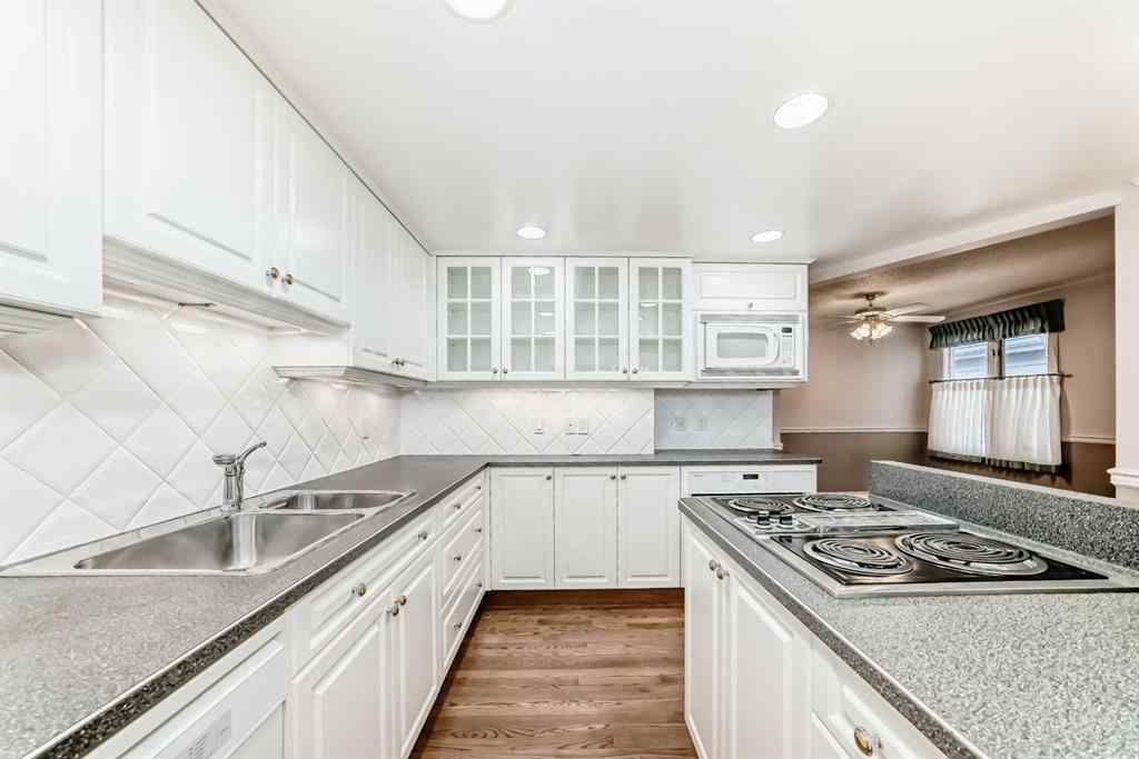 MLS® A2243556 - 22 Wood Crescent SW in Woodlands Calgary, Residential