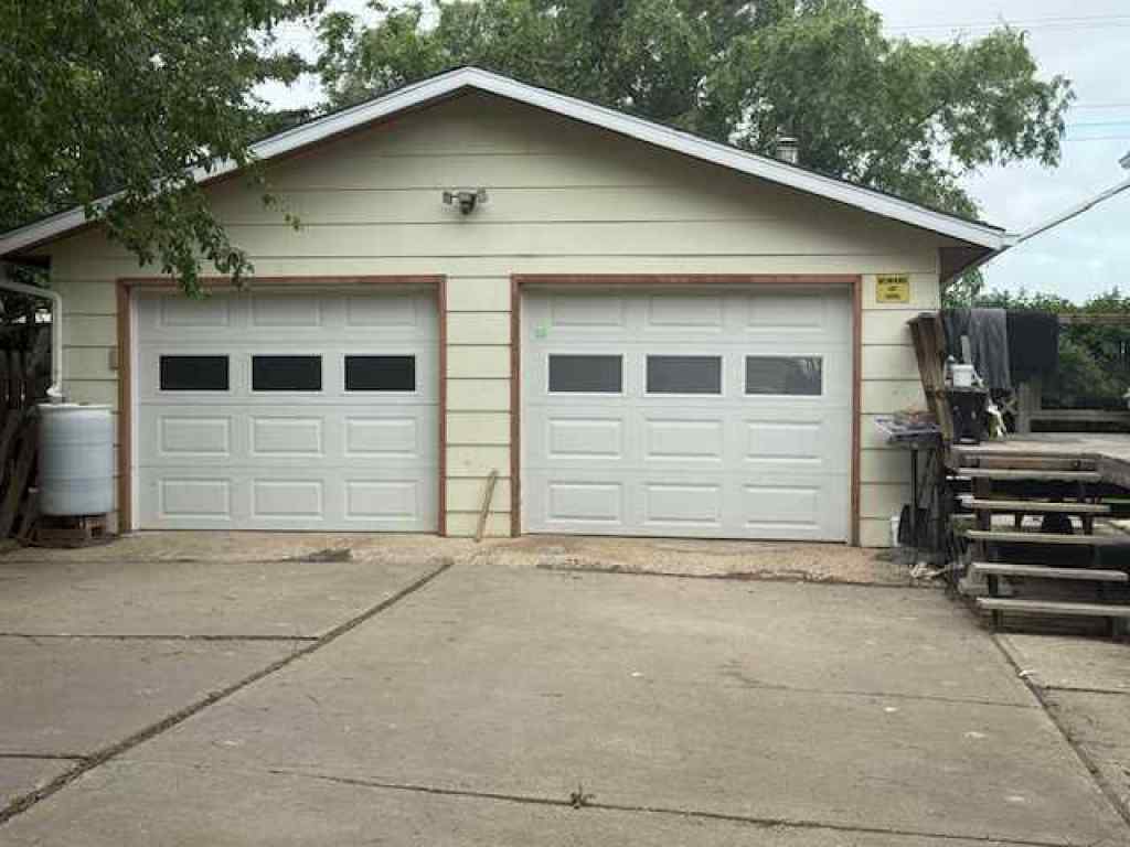MLS® A2243568 - 10 Main Street  in NONE Munson, Residential
