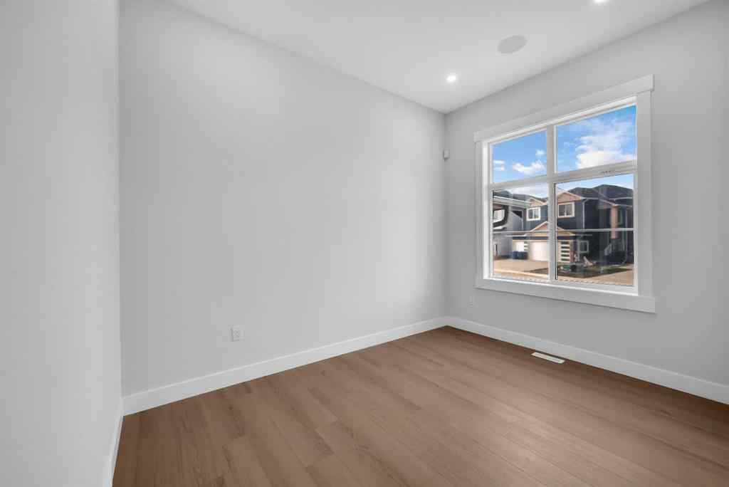 MLS® A2243570 - 203 KINNIBURGH Place  in Kinniburgh North Chestermere, Residential