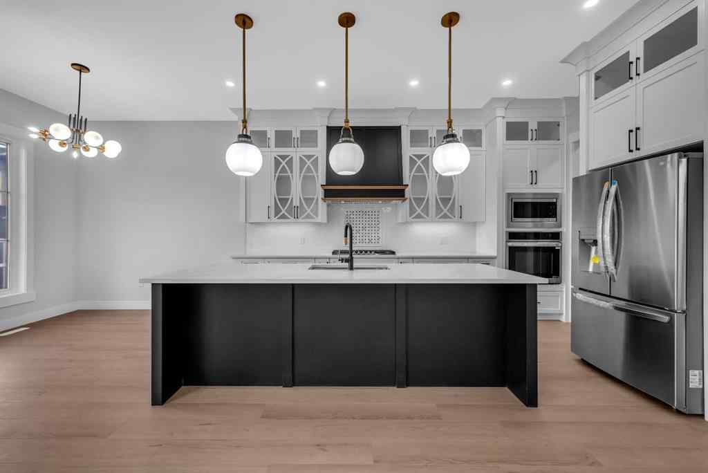 MLS® A2243570 - 203 KINNIBURGH Place  in Kinniburgh North Chestermere, Residential