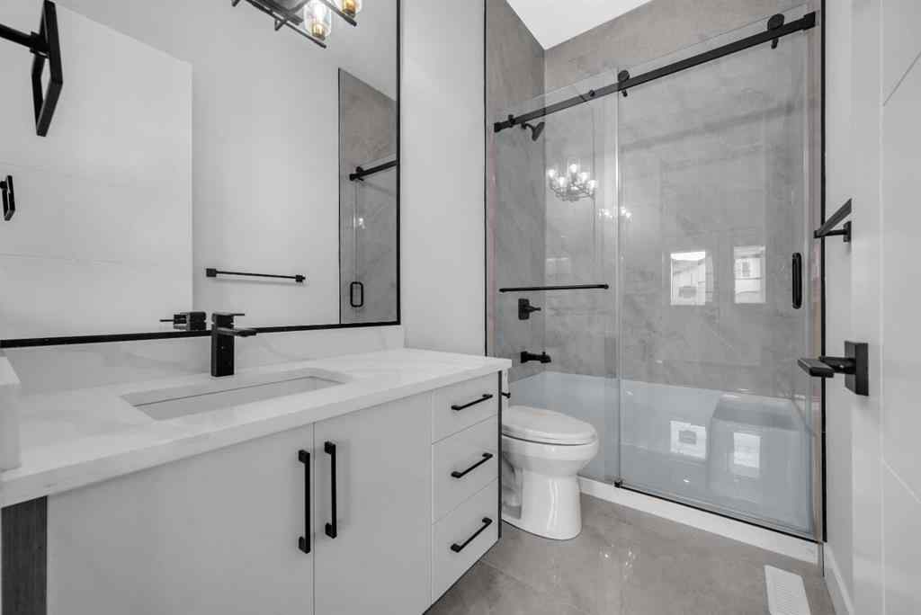 MLS® A2243570 - 203 KINNIBURGH Place  in Kinniburgh North Chestermere, Residential