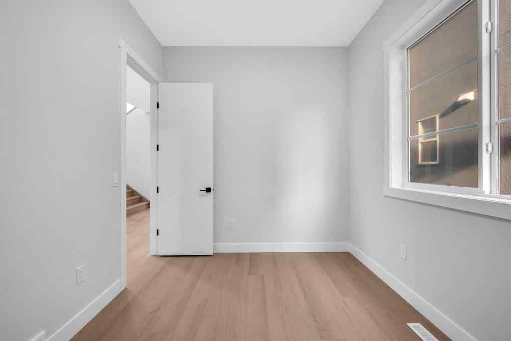 MLS® A2243570 - 203 KINNIBURGH Place  in Kinniburgh North Chestermere, Residential