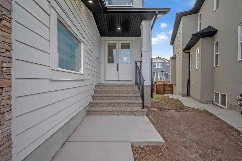 MLS® A2243571 - 327 Kinniburgh Place  in Kinniburgh North Chestermere, Residential