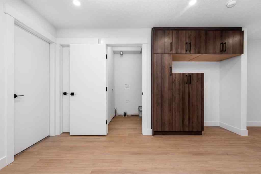 MLS® A2243575 - 13 Hartford Place NW in Highwood Calgary, Residential