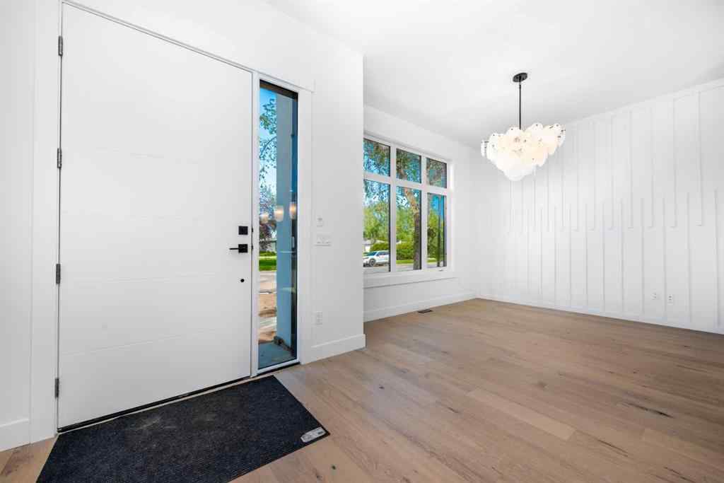 MLS® A2243575 - 13 Hartford Place NW in Highwood Calgary, Residential