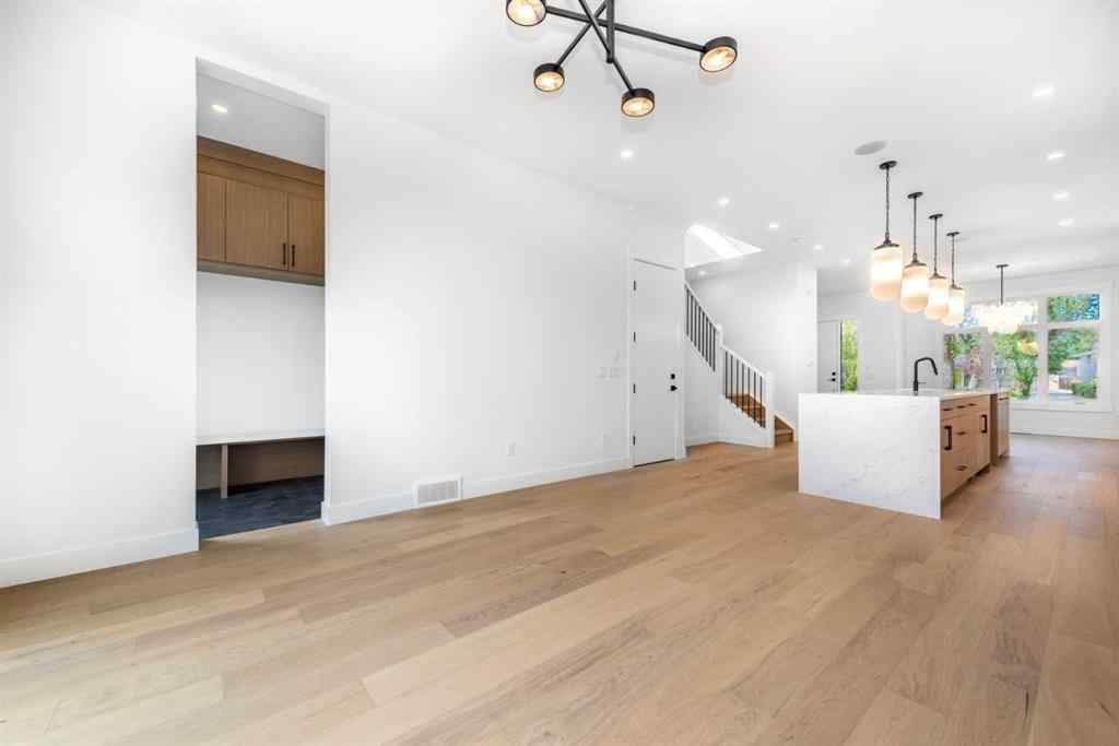 MLS® A2243575 - 13 Hartford Place NW in Highwood Calgary, Residential