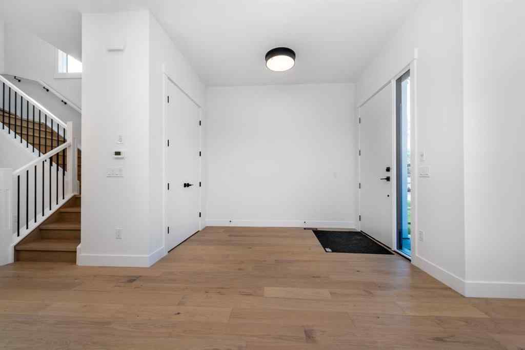 MLS® A2243575 - 13 Hartford Place NW in Highwood Calgary, Residential